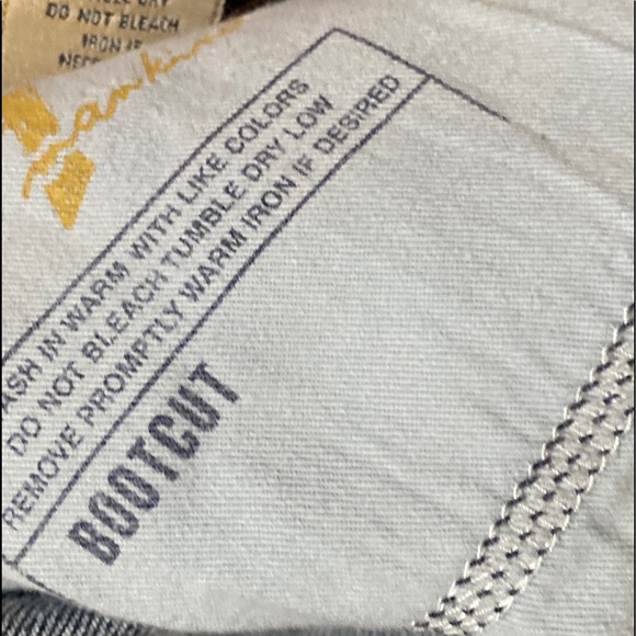 7FAM Relaxed Bootcut Jeans - Picture 8 of 8